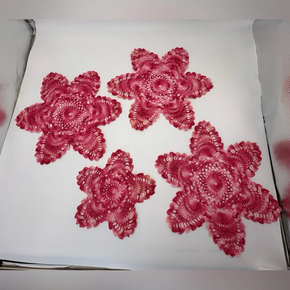 Vintage Handmade Pink and White Star Crochet Doilies 3 Large and 1 Small